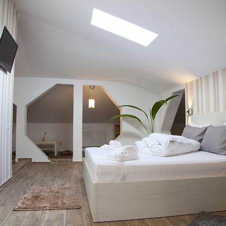 Hotel Nova Residence Popesti-Leordeni Quarto foto